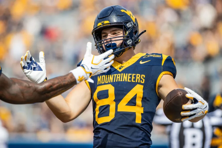 WVU football TE Ryan Ward discusses challenges blocking for QB Michael Hawkins Jr.